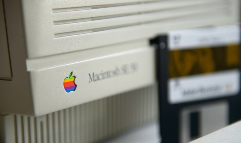 Apple Macintosh SE 30